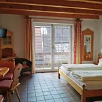 Gaestehaus Im Malerwinkel-rhodt דירה