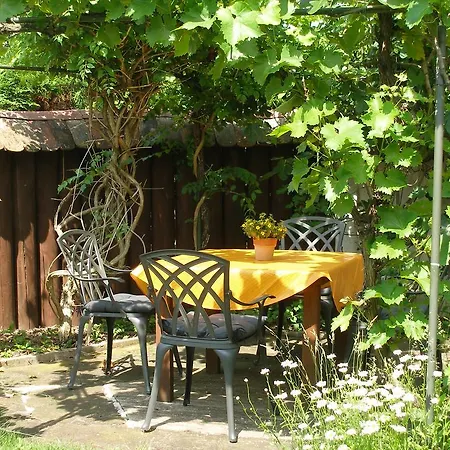 Gaestehaus Im Malerwinkel-rhodt Rhodt unter Rietburg