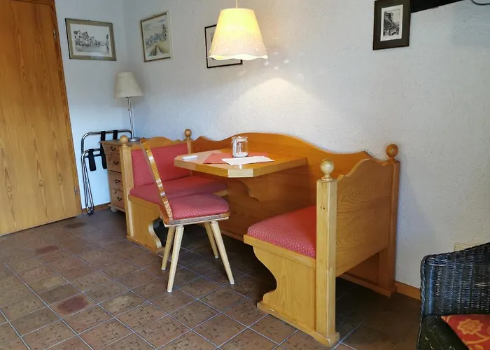 Gaestehaus Im Malerwinkel-rhodt 公寓 *